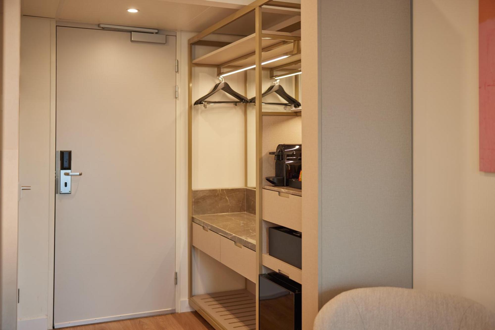 Westcord Art Hotel Amsterdam 4 Stars Bagian luar foto